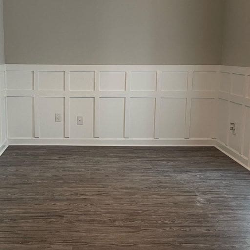 1 A grey and white wall